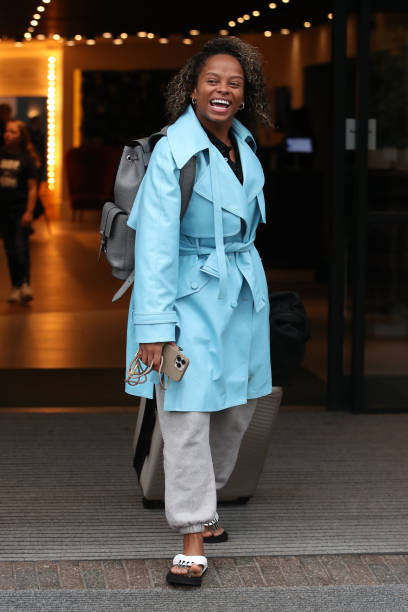 photo-Fleur East 2022