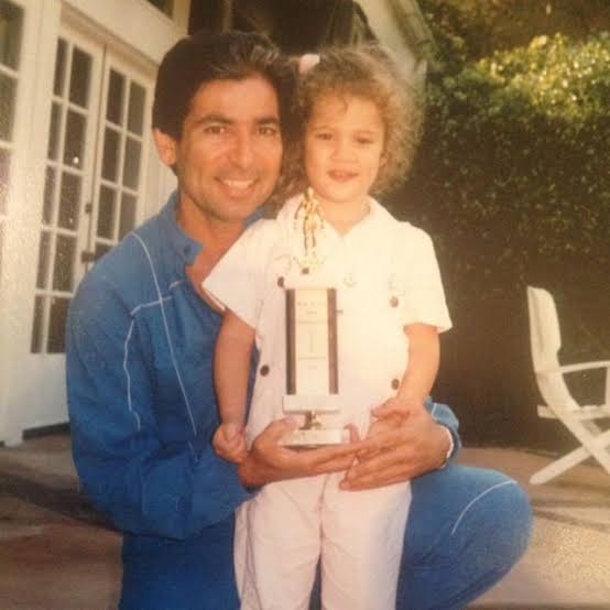 photo-Khloé Kardashian 1988