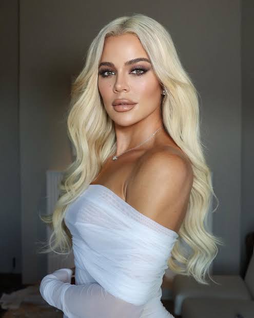 photo-Khloé Kardashian 2023