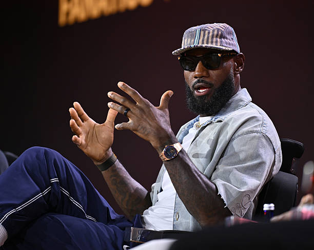 photo-LeBron James 2026