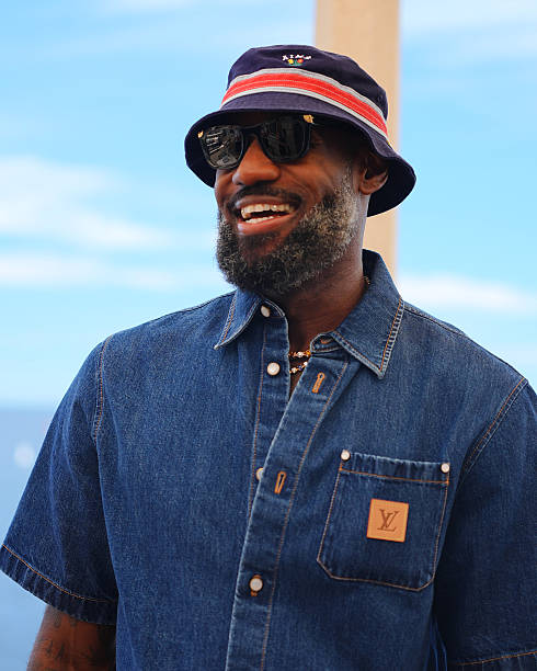 photo-LeBron James 2026