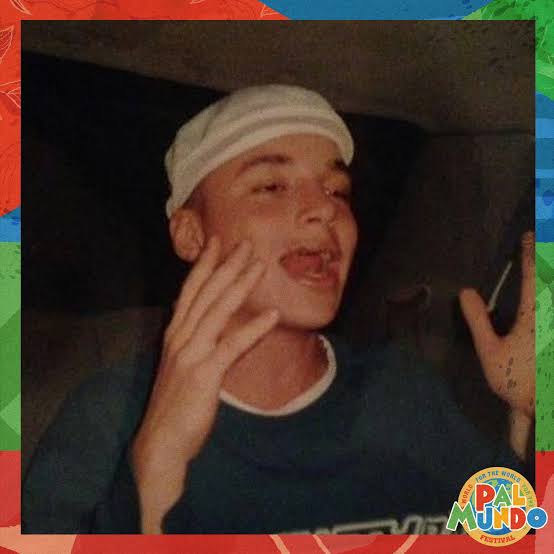 photo-J Balvin 2002