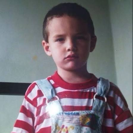 photo-J Balvin 1990
