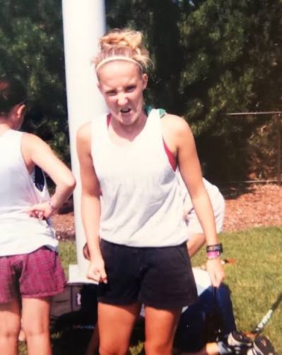 photo-Nikki Glaser 2003