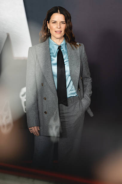 photo-Neve Campbell 2026