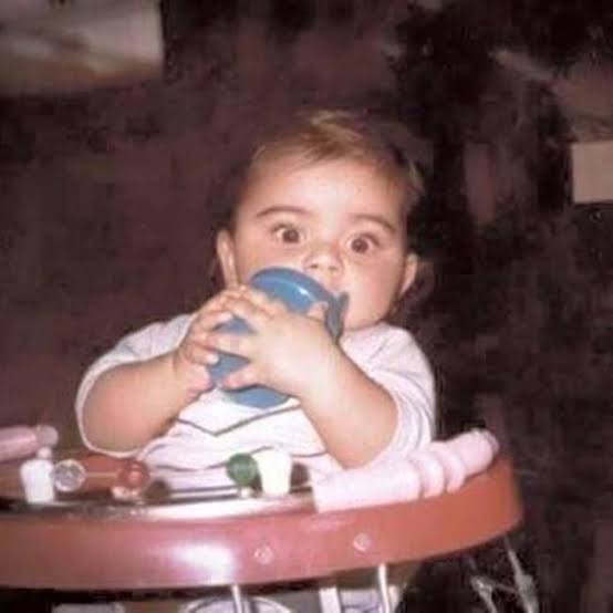 photo-Virat Kohli 1990