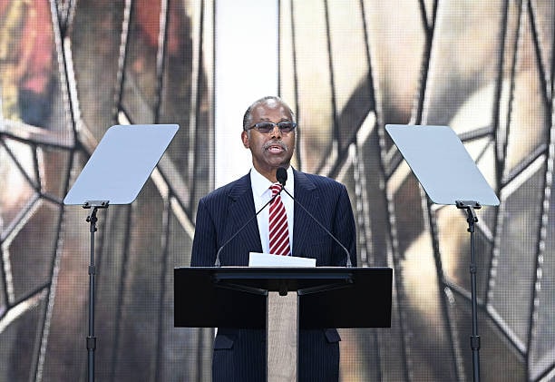 photo-Ben Carson 2026