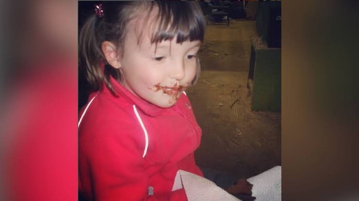 photo-Bella Ramsey 2006