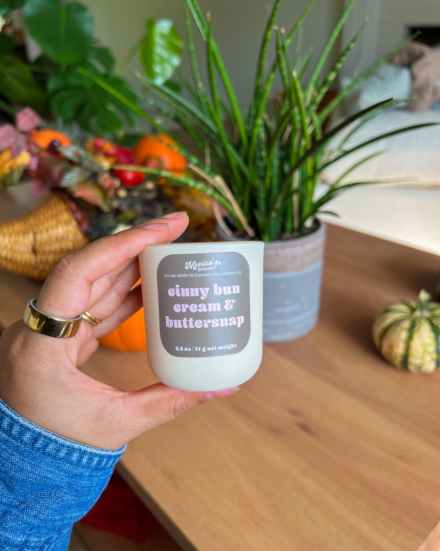 Cinny Bun Cream & Buttersnap Soy Candle