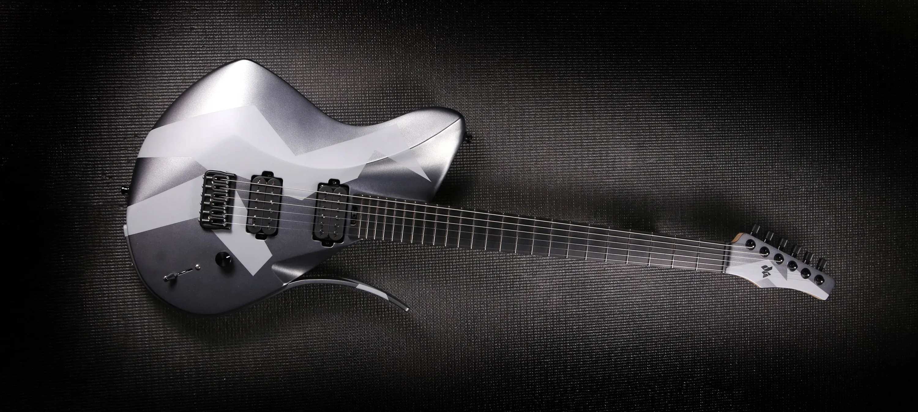 Mirus custom guitar