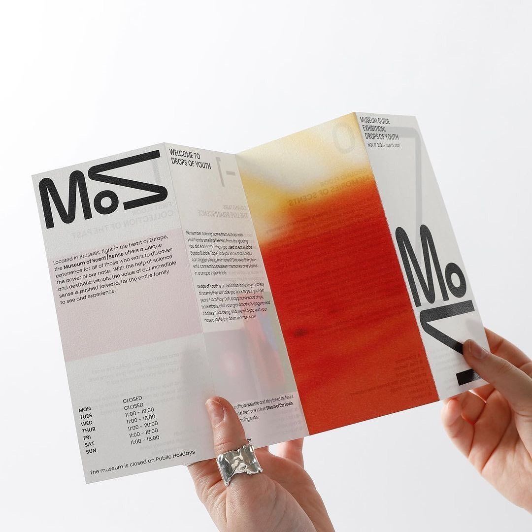 Custom flyer printing