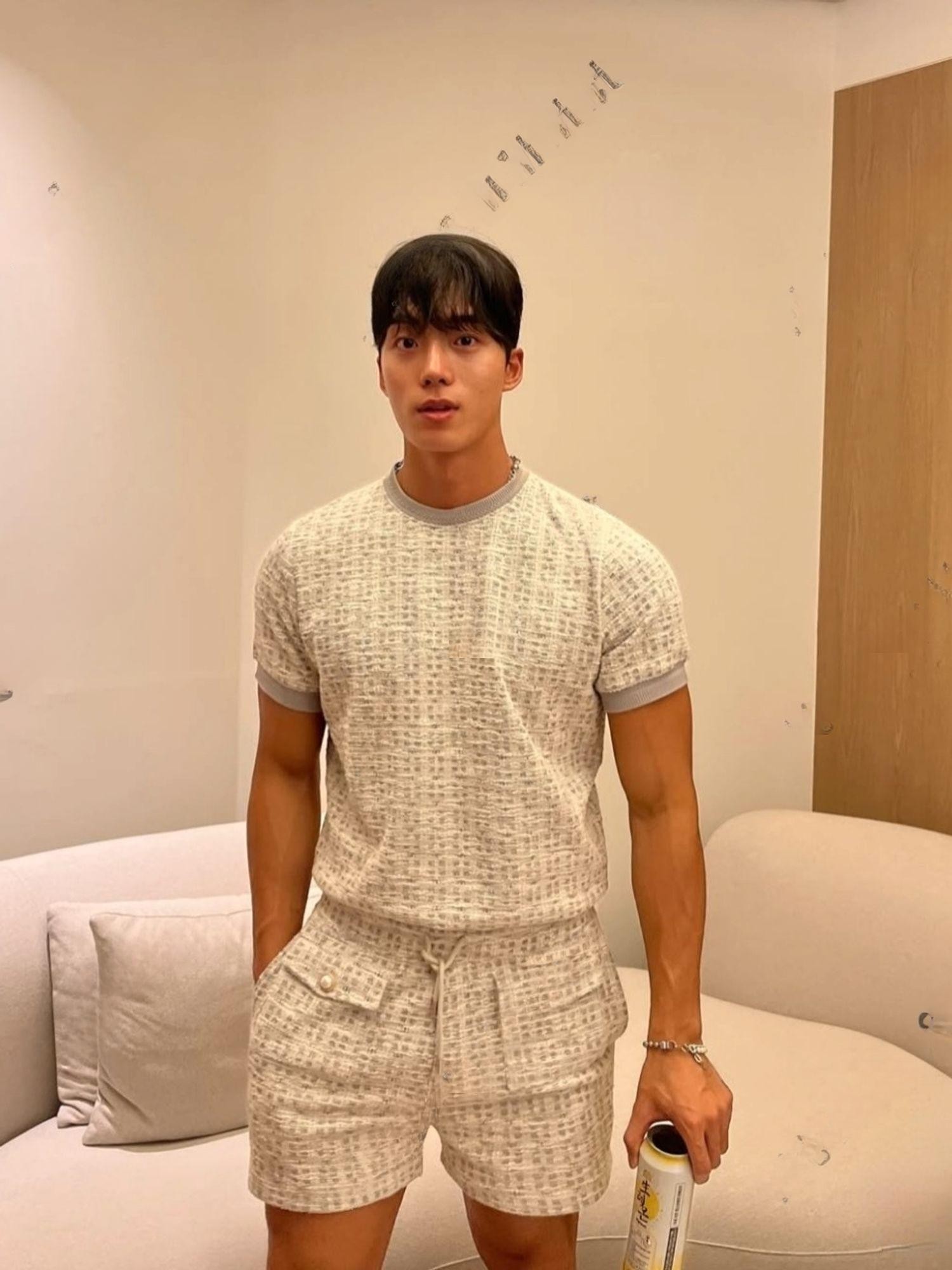 인무드 그레이 라운드 반바지 트위트 셋업 여름신상,나시,머슬핏 휴양지 바캉스룩