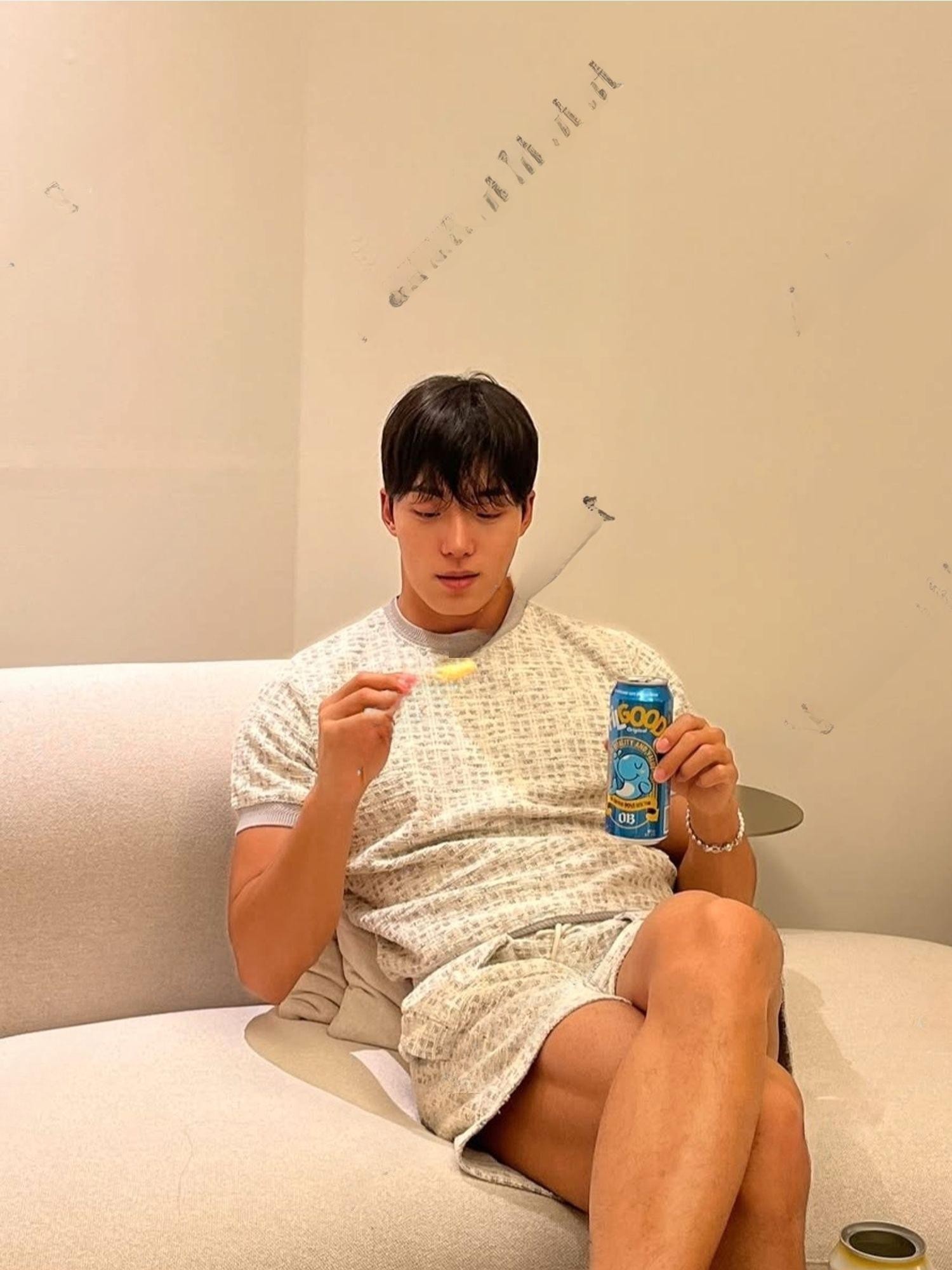 인무드 그레이 라운드 반바지 트위트 셋업 여름신상,나시,머슬핏 휴양지 바캉스룩