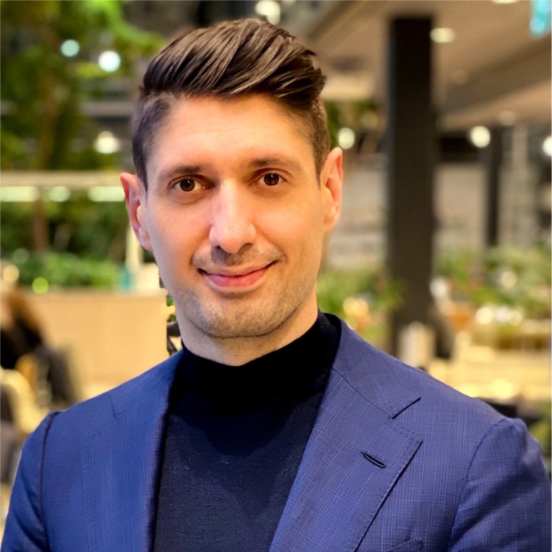 Michael Maximilian Moss angel investor