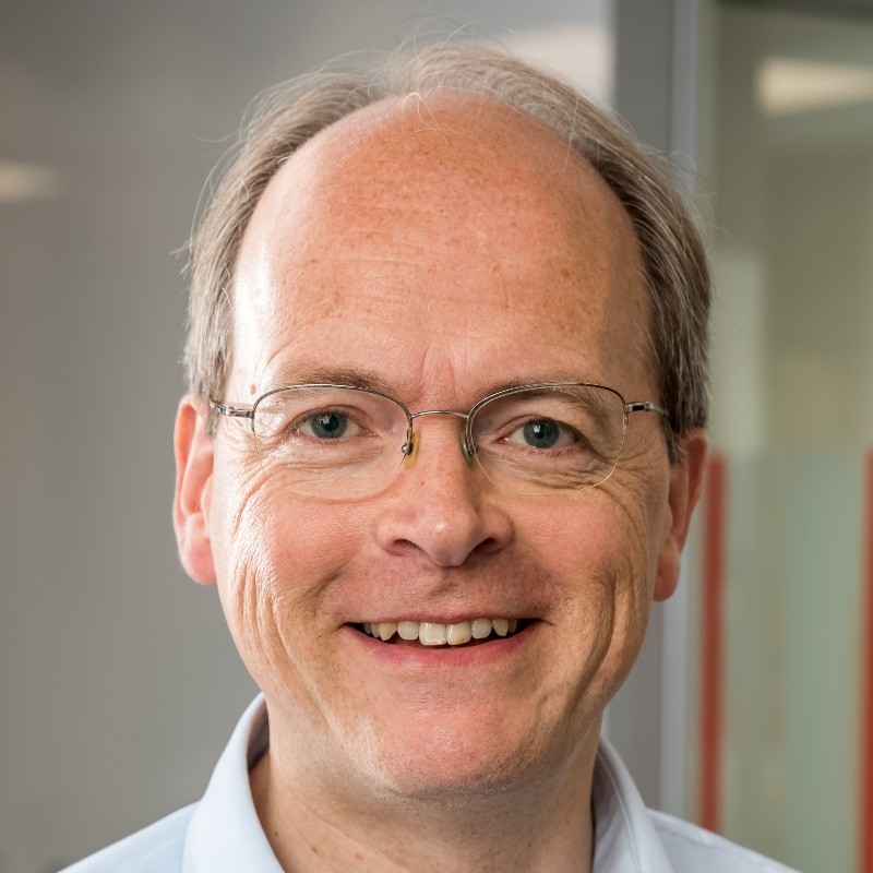 Simon Hirtzel