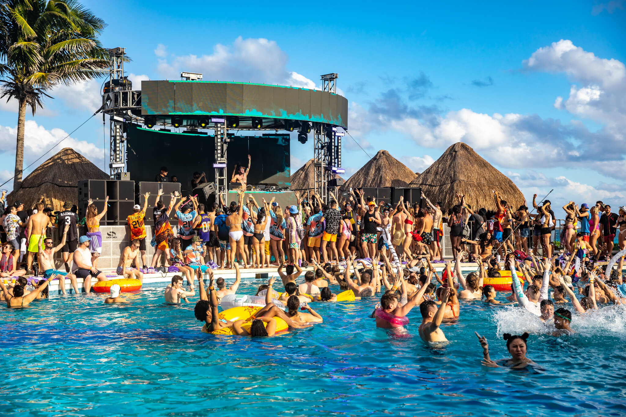 Ember Shores Festival 2022 in Cancún