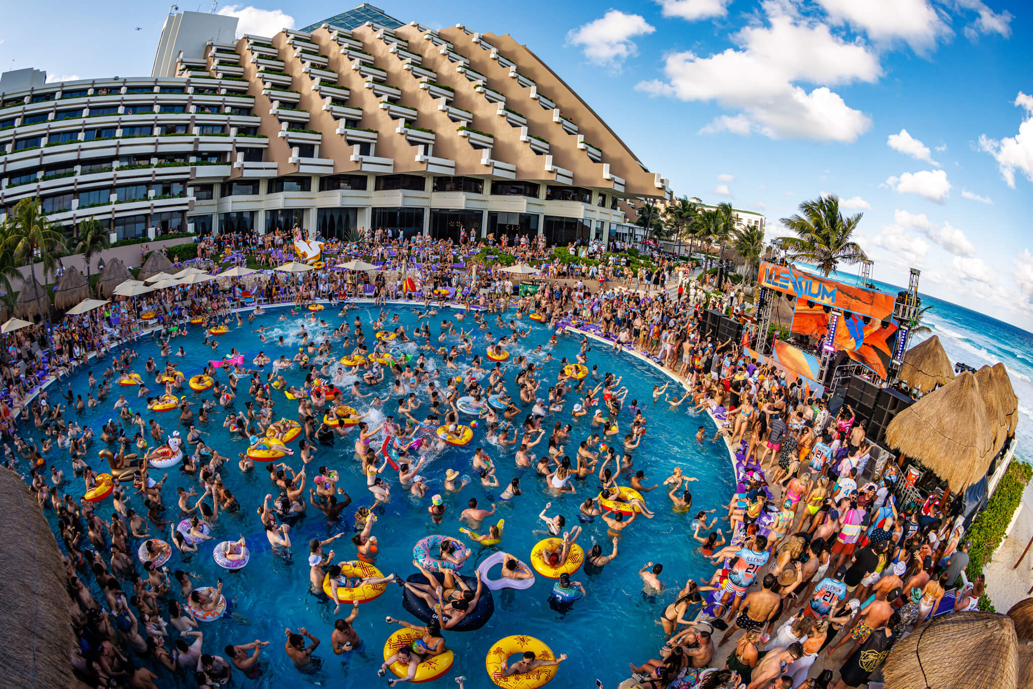 Ember Shores Festival 2022 in Cancún