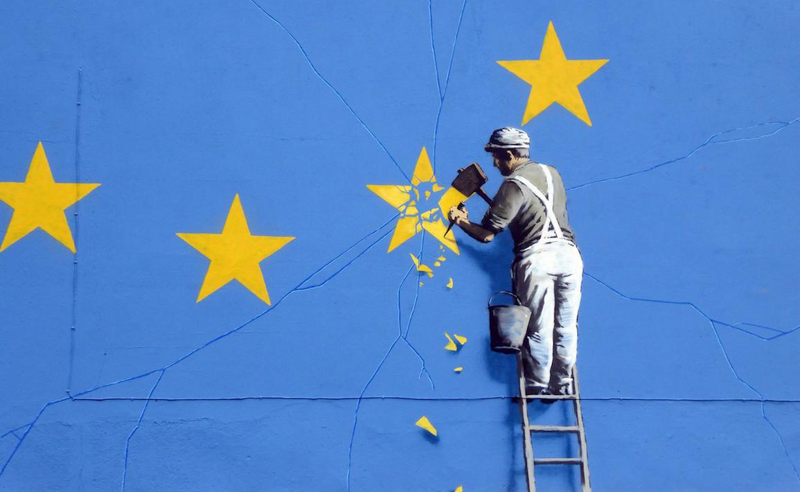 英國著名塗鴉藝術家 Banksy 的脫歐塗鴉（圖／Dunk 🐝／CC BY 2.0）