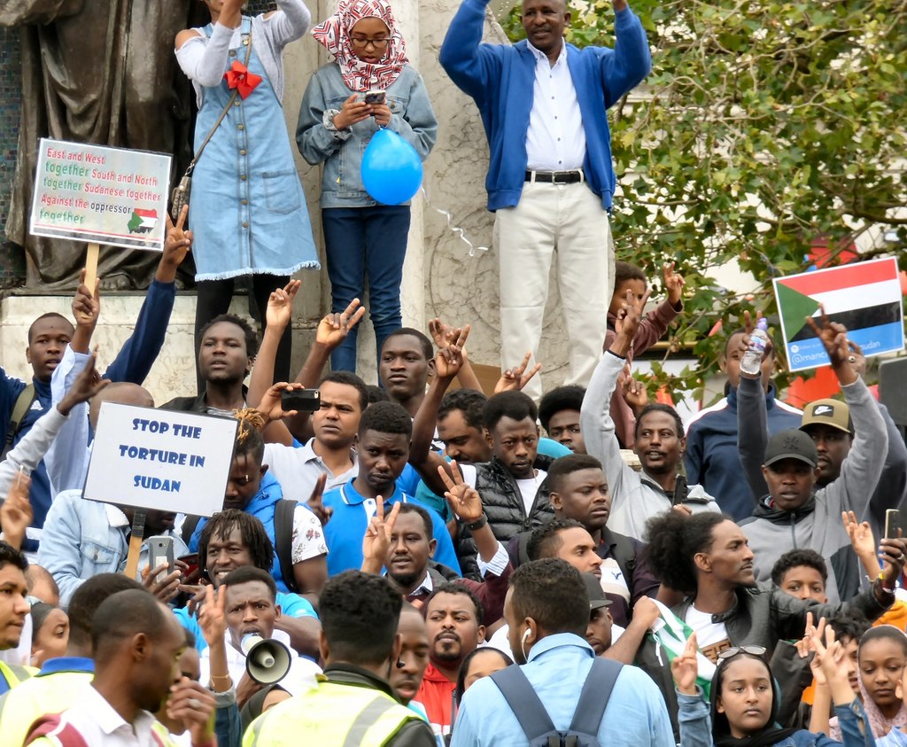 蘇丹民眾抗議酷刑（圖／Gerald England／CC BY-SA 2.0）