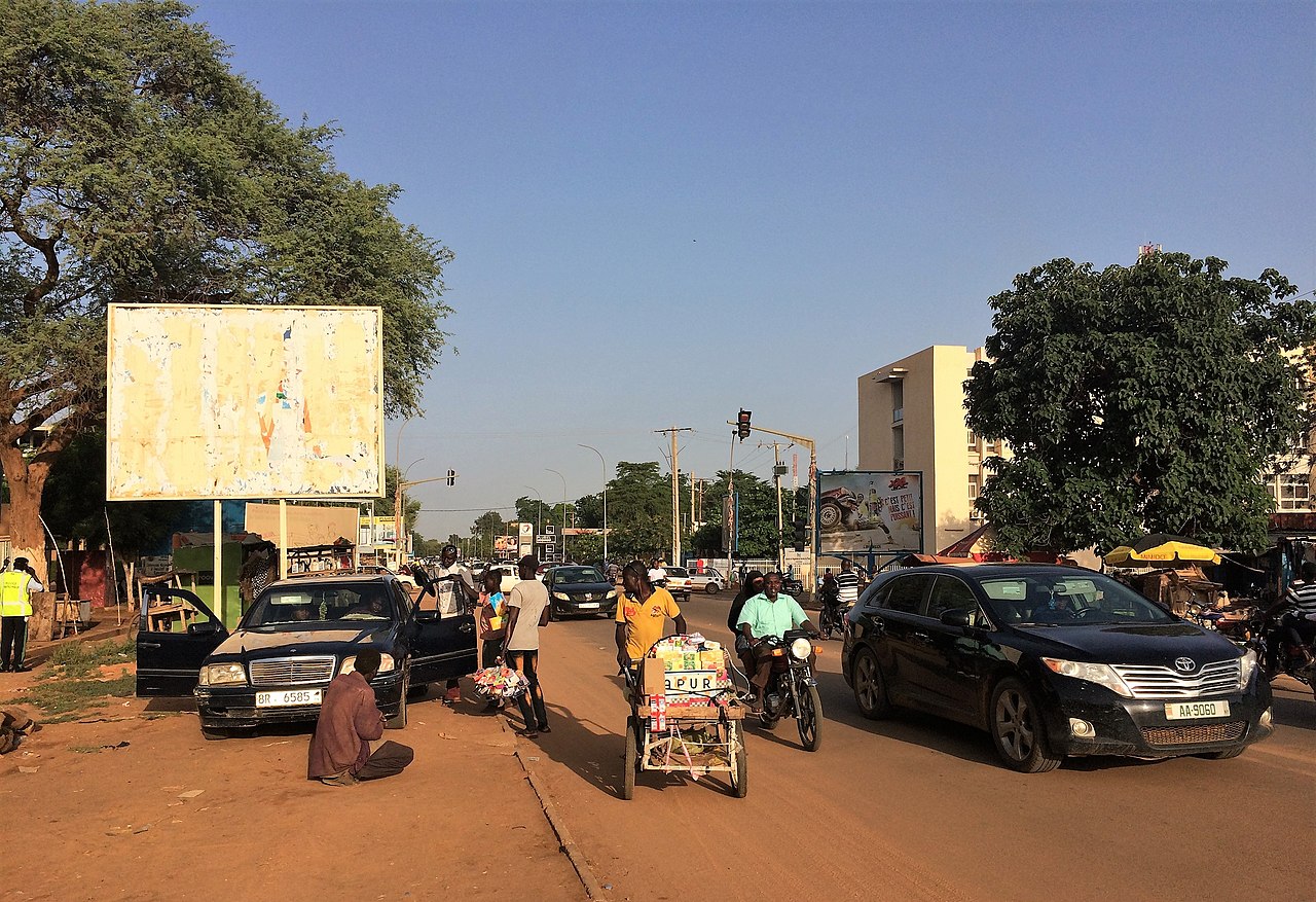 1280px-Niger,_Niamey,尼日首都尼阿美（圖／NigerTZai／CC BY-SA 4.0）