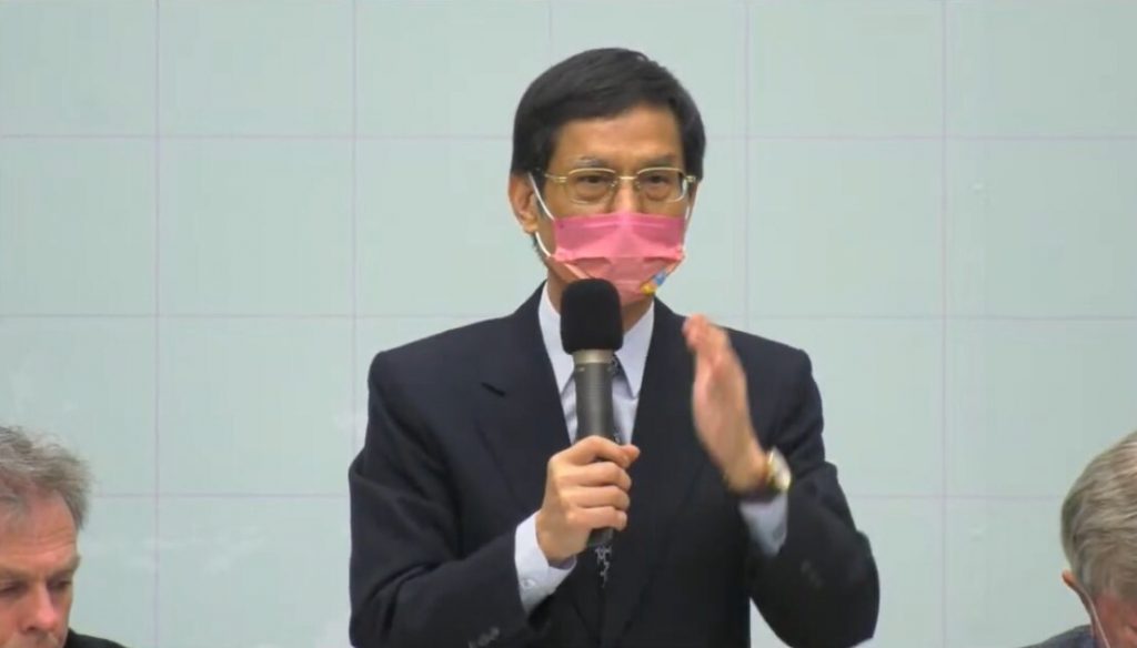 林萬億期望兒少代表能夠將精神傳承下去,並承諾行政院將敦促各部會落實本次結論性意見,於下次國家報告及國際審查會議中再次接受各界檢驗/圖:截自衛生福利部社會及家庭署直播
