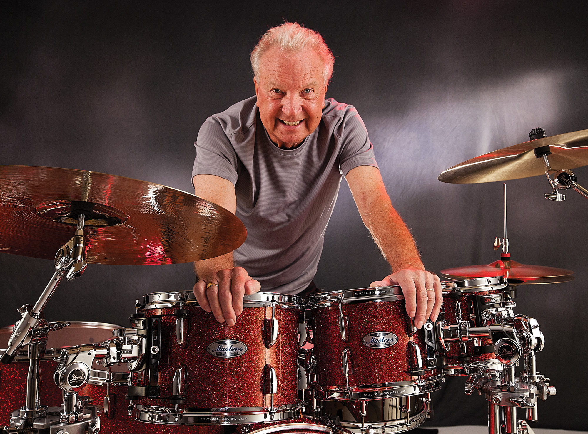 Read more about the article Drummer Tony Newman on his musical journey with TRex, The Beatles and the Jeff Beck Group.