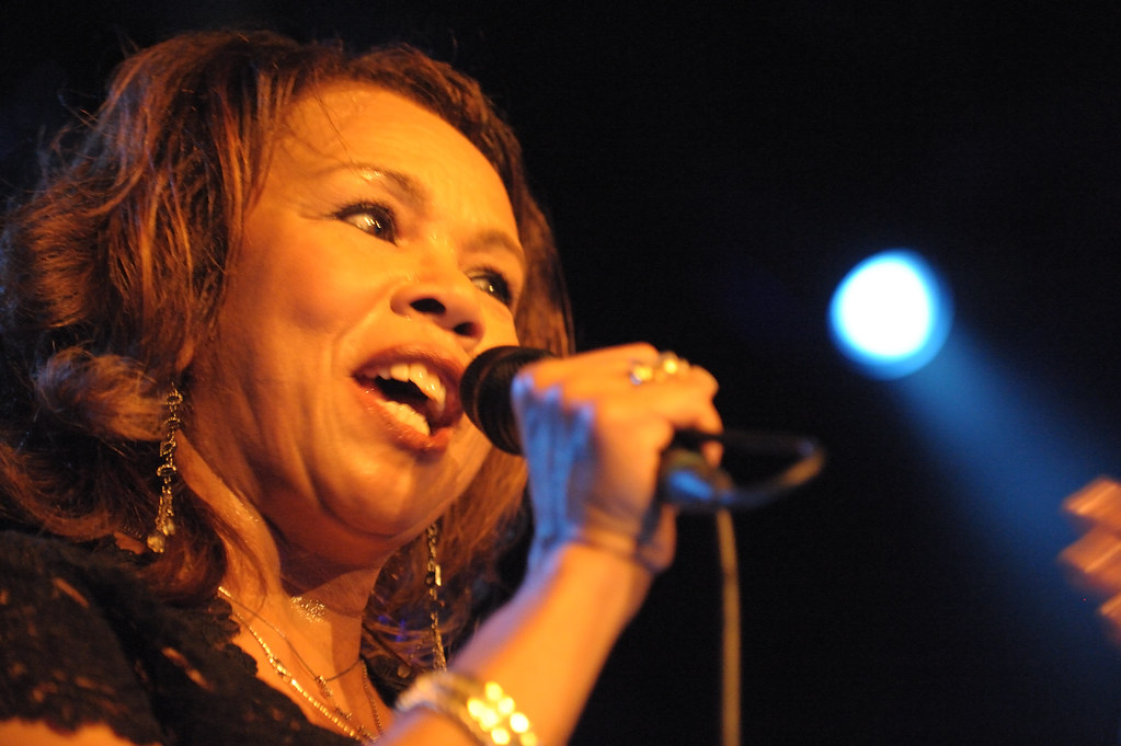 Read more about the article Candi Staton: From Gospel to Disco: The Unstoppable Rhythm