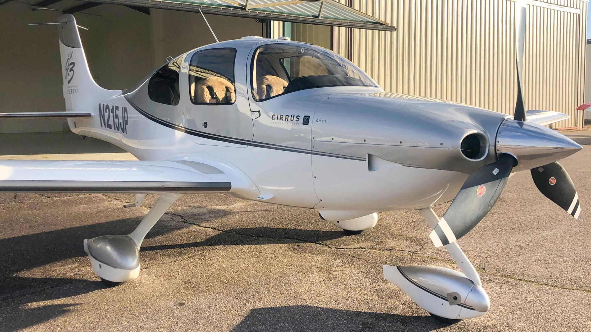 cirrus sr22 gt interior