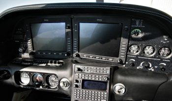 sr22 cirrus interior