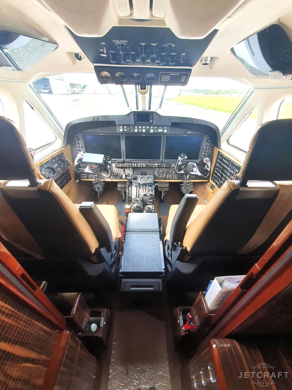 King Air B250_cockpit | Private Jets For Sale