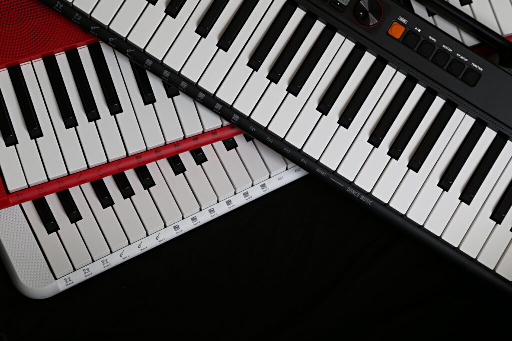 RockJam 61 Key Keyboard Piano vs. Casio CT-S200WE A Comprehensive  Comparison, PDF, Computer Keyboard