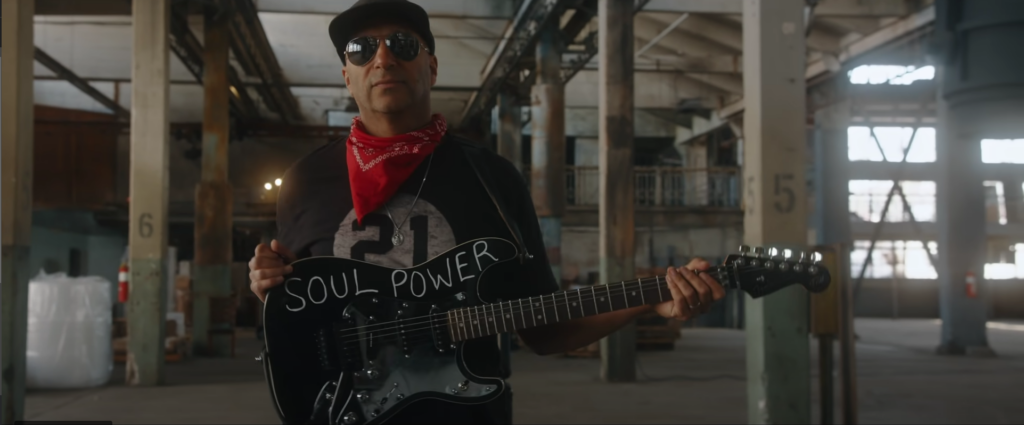 Tom Morello surprises 10-year-old fan with Soul Power Stratocaster