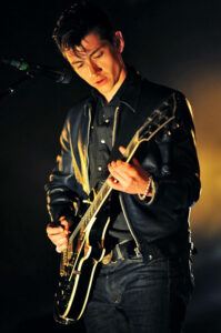 Arctic-Monkeys-@-Sir-Stewart-Bovell-Park-(7-1-12)-(6693048835)