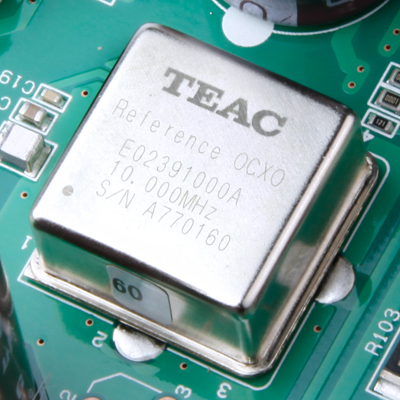 Reference Oven-Controlled Crystal Oscillator
