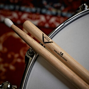 Vater-Hickory-1A-Nylon-Tip-Drumsticks