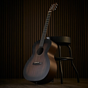 ACOUSTIC GUITAR BUYER'S GUIDE