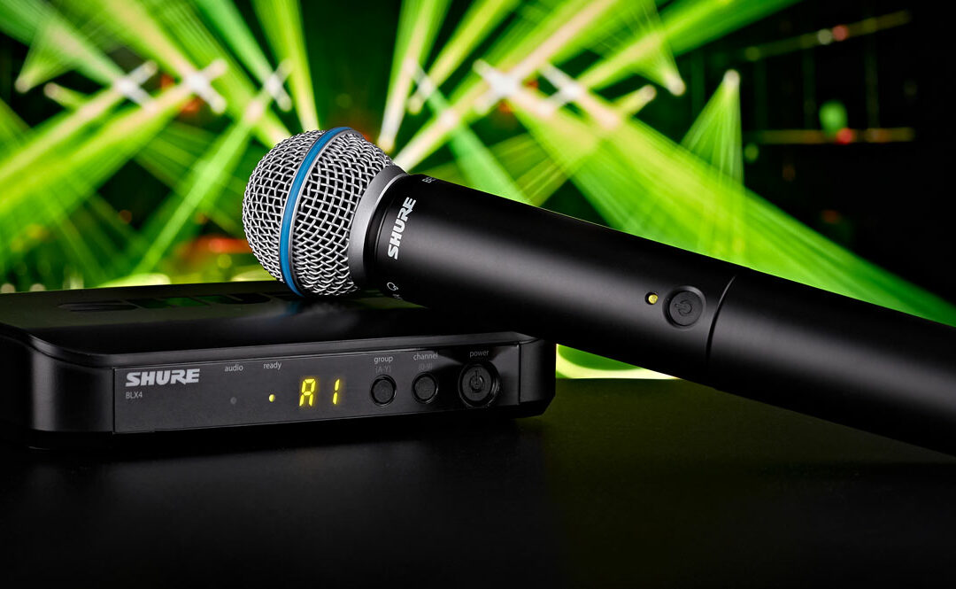 How Do Wireless Microphone Systems Work?