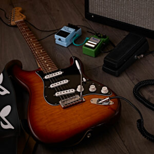 Fender Player Stratocaster Plus Top PF, Tobacco Sunburst