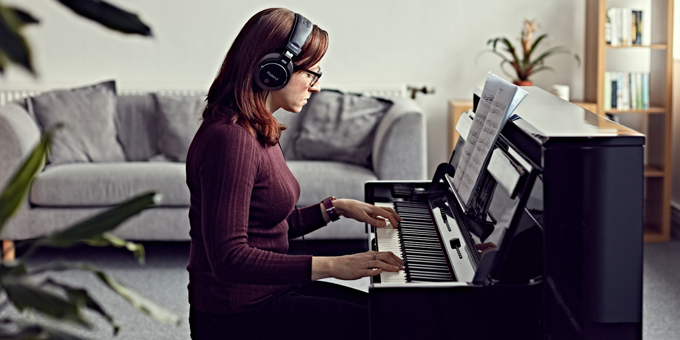 How to Learn Piano Online: Free & Cheap Options for Beginners