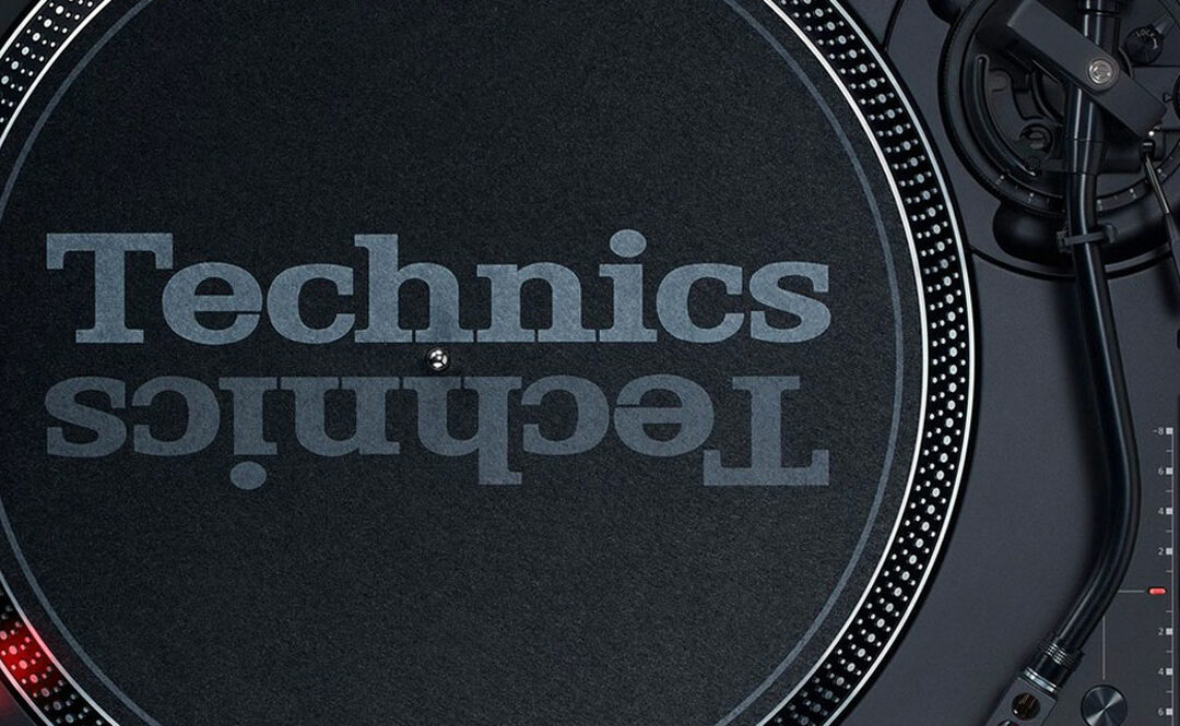 The 10 Best DJ Turntables