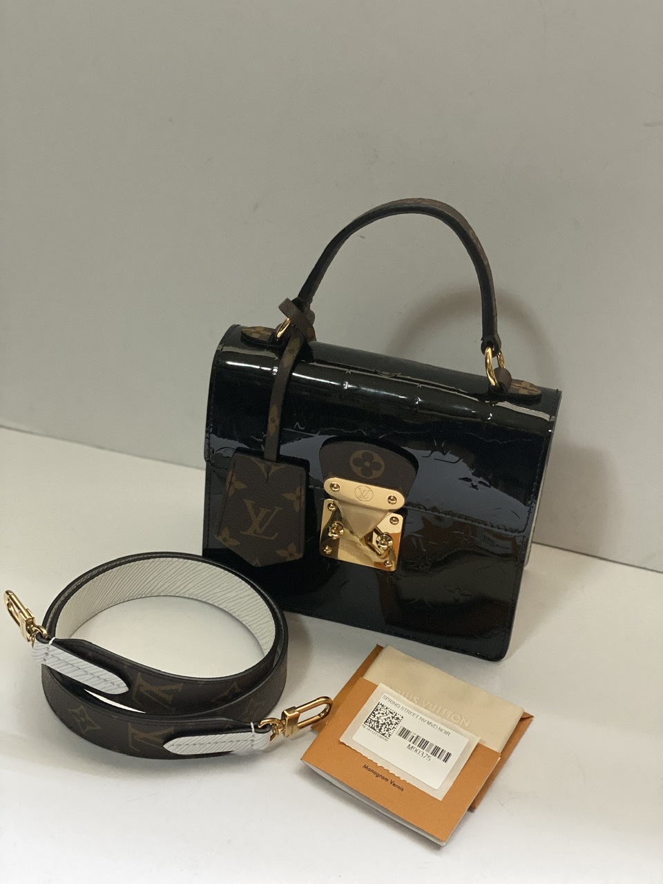 Louis Vuitton Monogram Vernis Spring Street 2021-22FW, Black