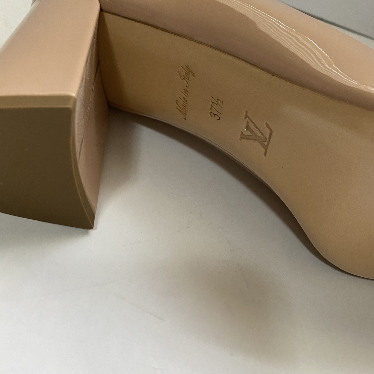 Louis Vuitton Pump - clothing & accessories - by owner - apparel sale -  craigslist