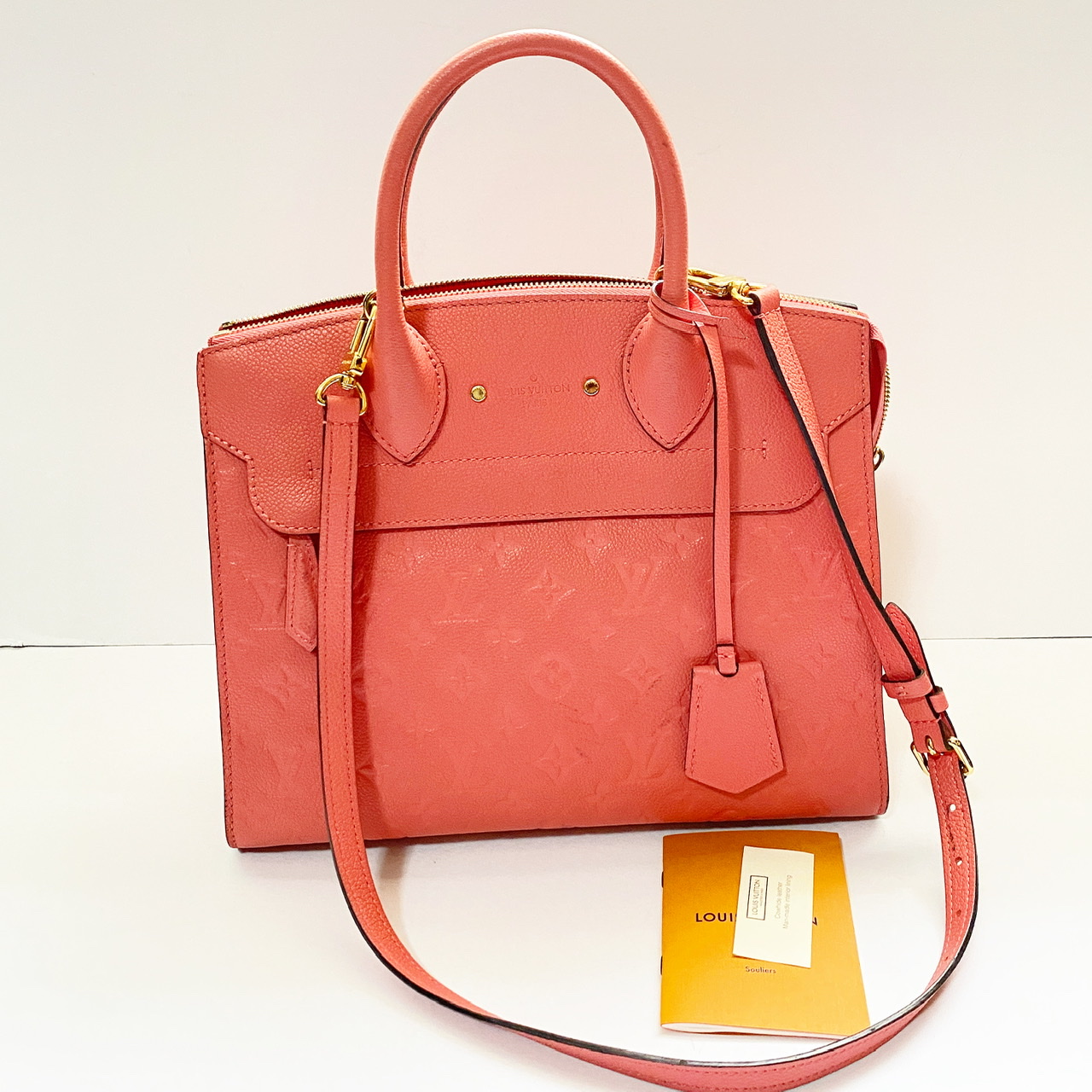 Louis Vuitton Pont Neuf Handbag 329991