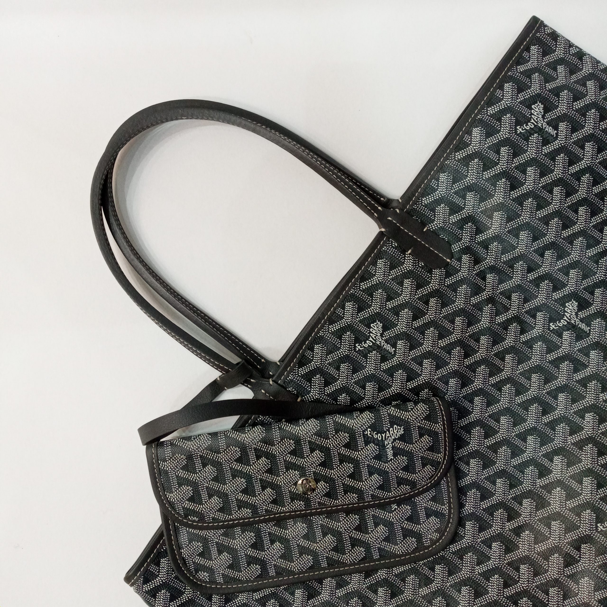 Goyard Grey Chevron Print Coated Canvas Artois MM Tote Bag - Yoogi's Closet