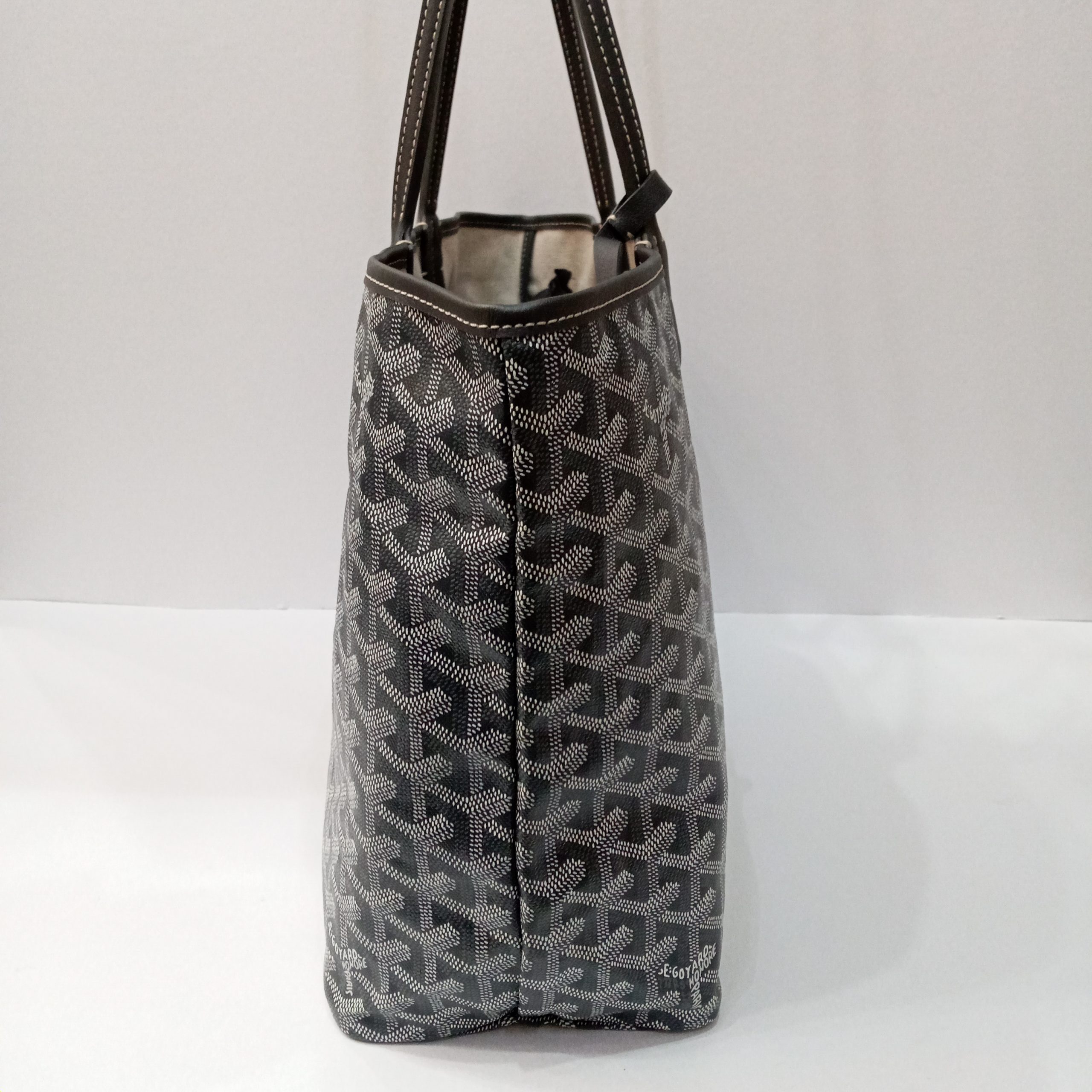 GOYARD Saint Louis PM Chevron Print Canvas Tote Bag Gray