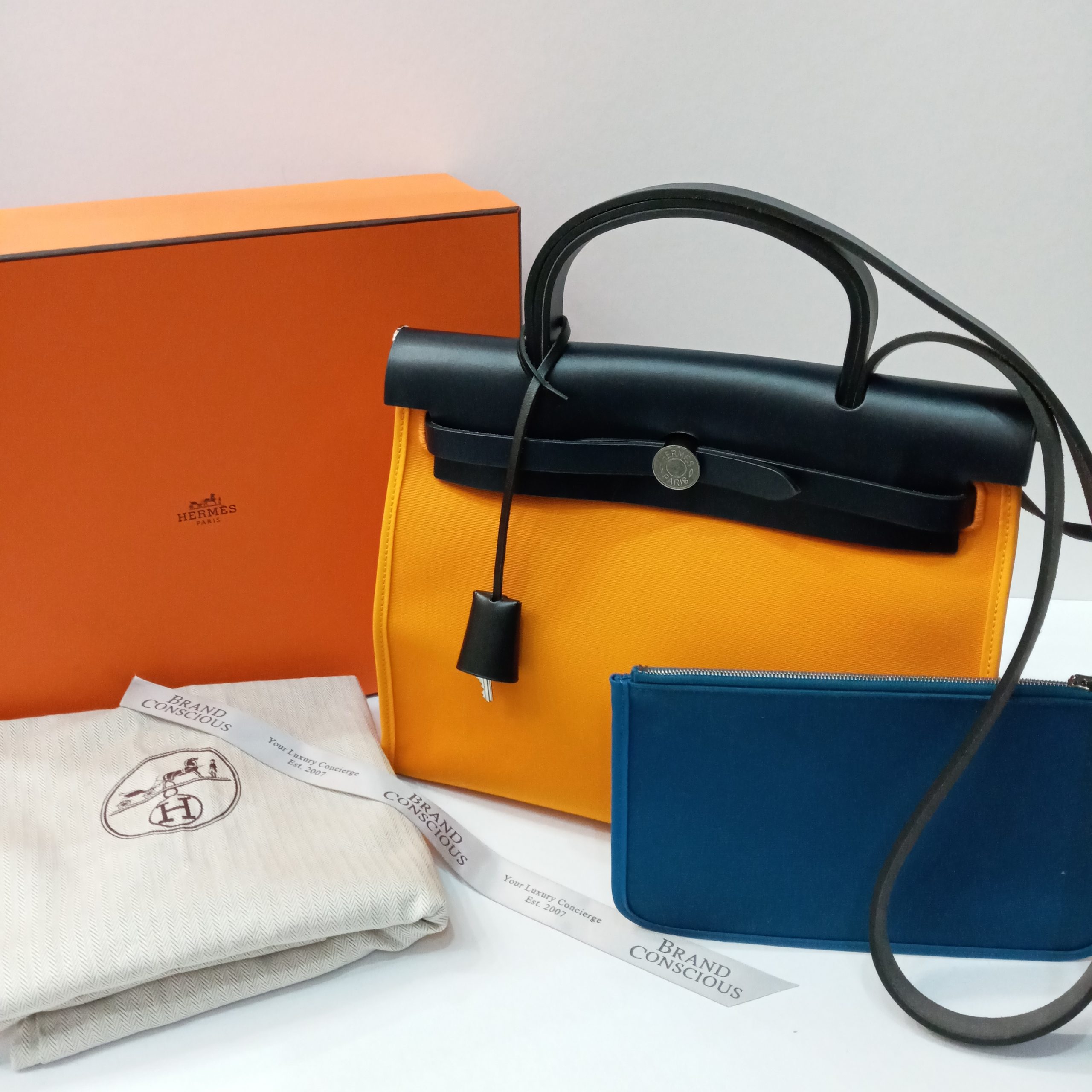 Hermes Herbag Zip 31, Open Box & Things you need to know!