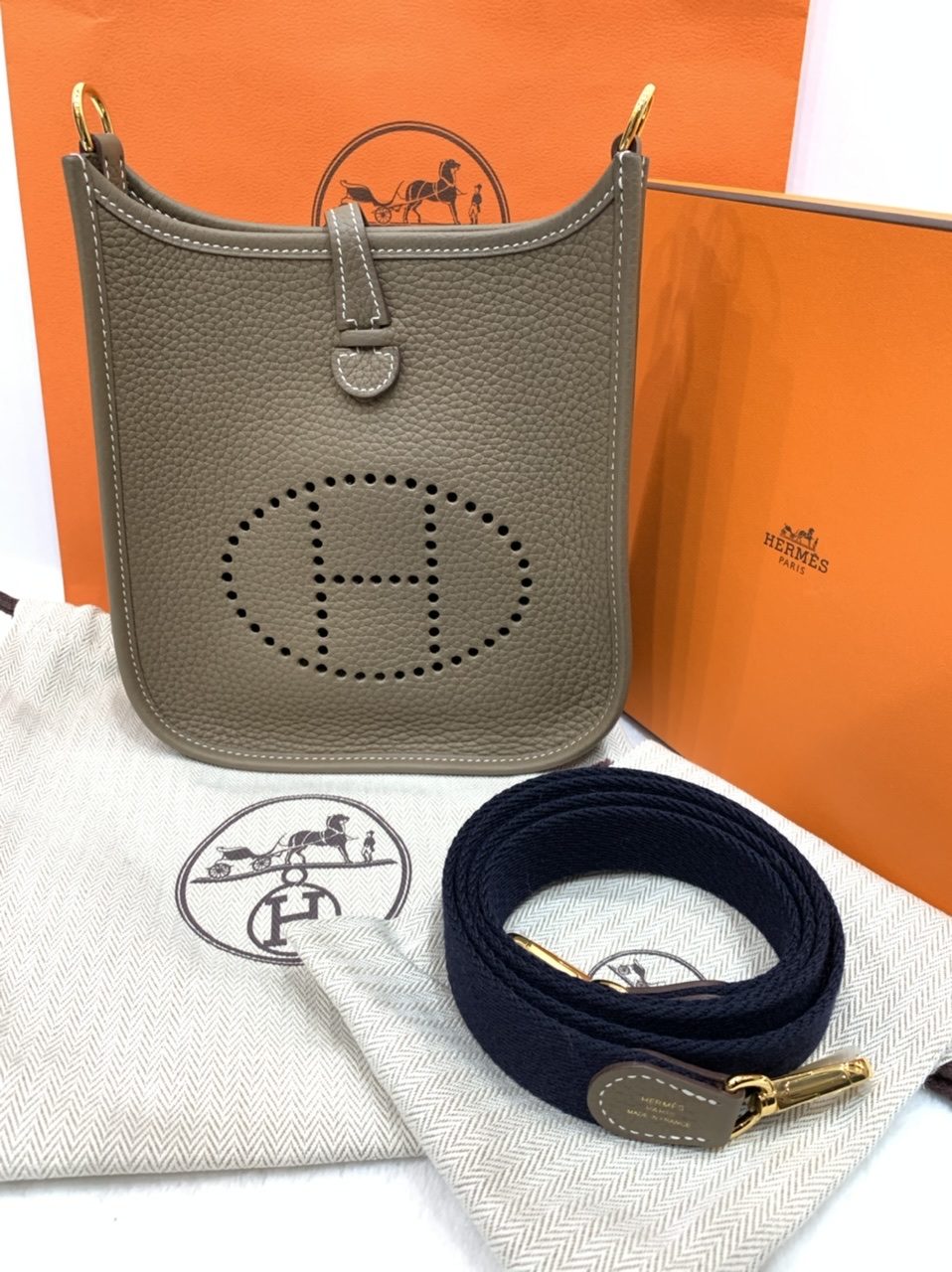 WORTH IT OR NOT: HERMES EVELYNE + REVIEW // THE TOASTY LIFE 