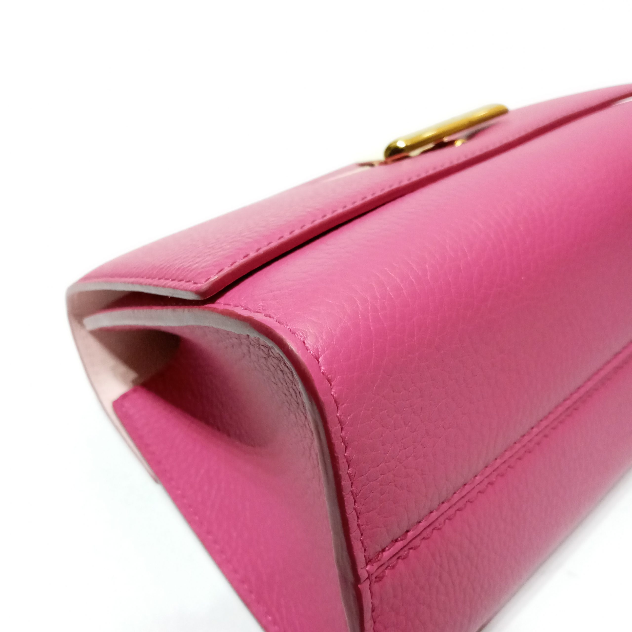 Louis Vuitton Pink Leather Twist One PM ref.933033 - Joli Closet