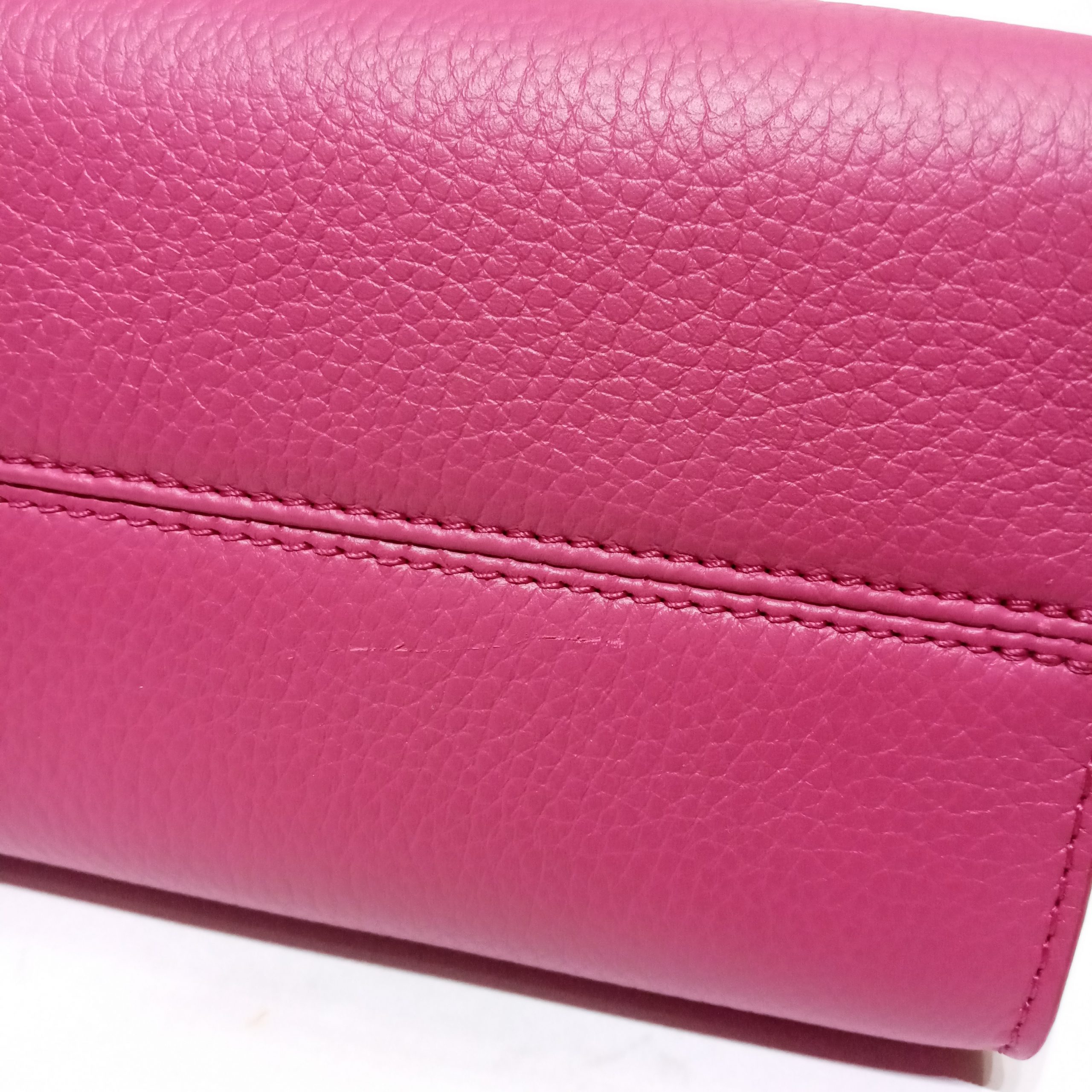 M58691 Louis Vuitton Taurillon Leather Twist PM-Pink