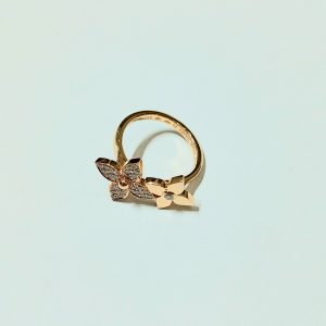 Star blossom ring Louis Vuitton Gold size 60 MM in Metal - 32814700